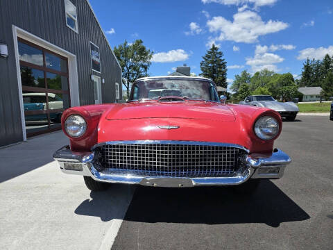 1957 Ford Thunderbird