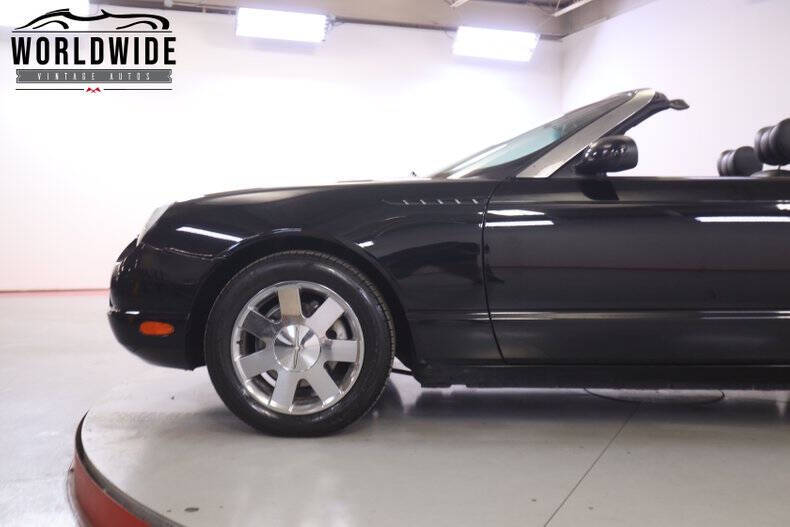 2002 Ford Thunderbird Deluxe