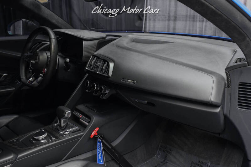 2017 Audi R8 5.2 quattro V10 Plus