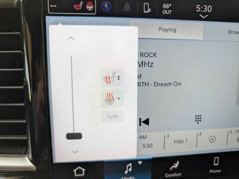 2024 Chrysler Pacifica Touring