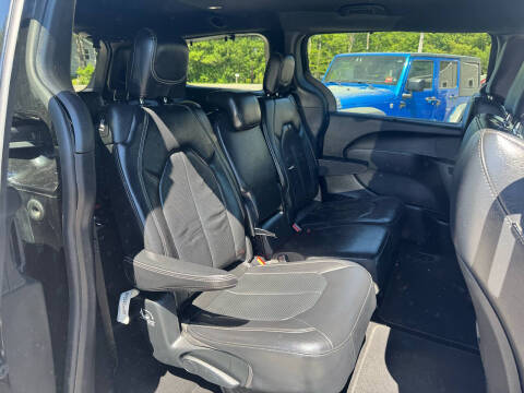 2019 Chrysler Pacifica Touring L
