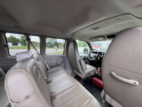 2011 Chevrolet Express LS 1500