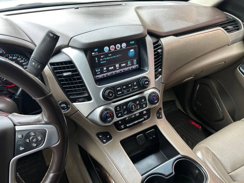 2017 GMC Yukon SLT