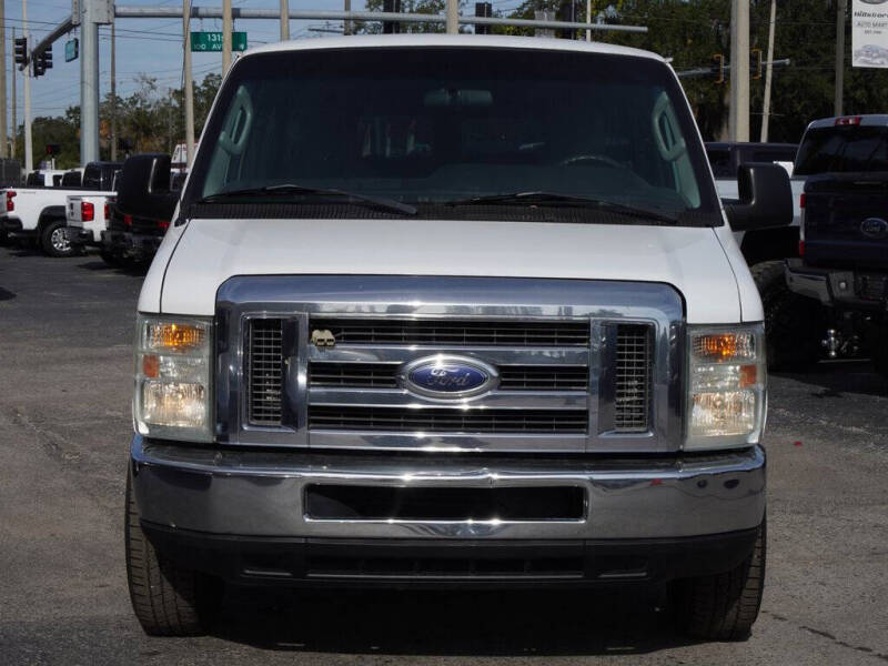 2011 Ford E-Series E-350 SD XLT
