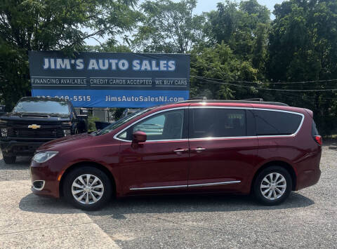 2017 Chrysler Pacifica Touring-L