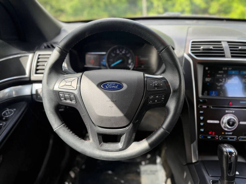 2018 Ford Explorer Sport