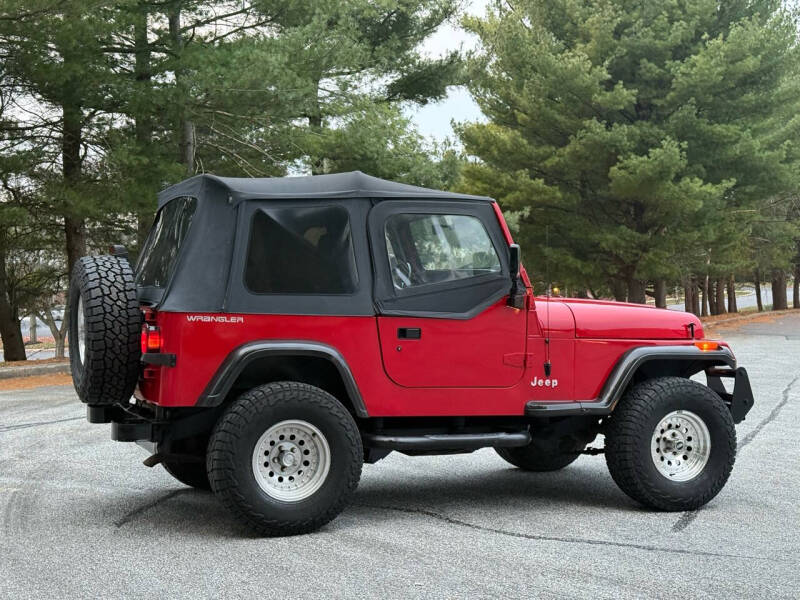 1995 Jeep Wrangler / YJ null photo 11