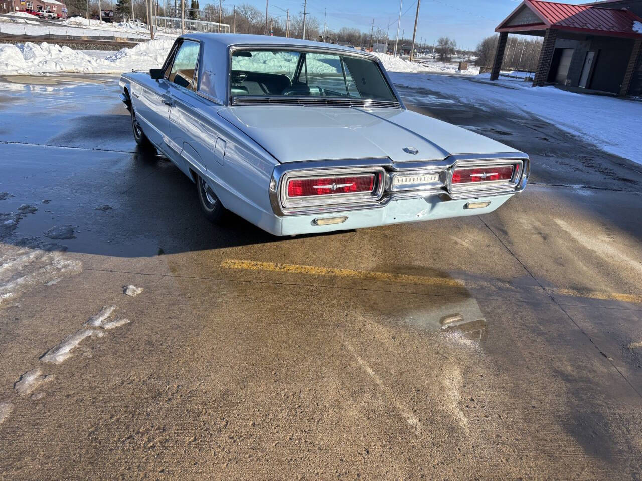 1964 Ford Thunderbird 6