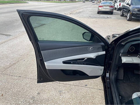 2023 Hyundai Elantra Hybrid Limited