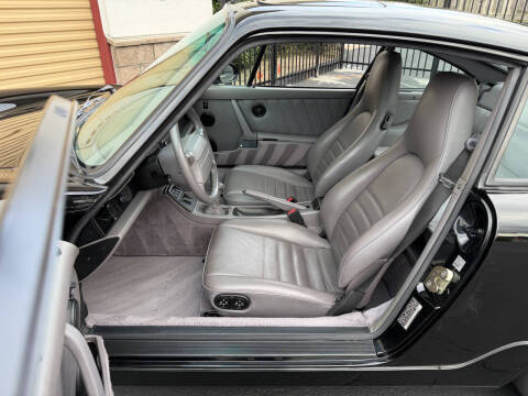 1993 Porsche 911 Carrera 2