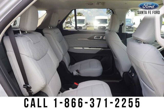 2026 Ford Explorer Platinum