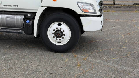 2013 Hino 268