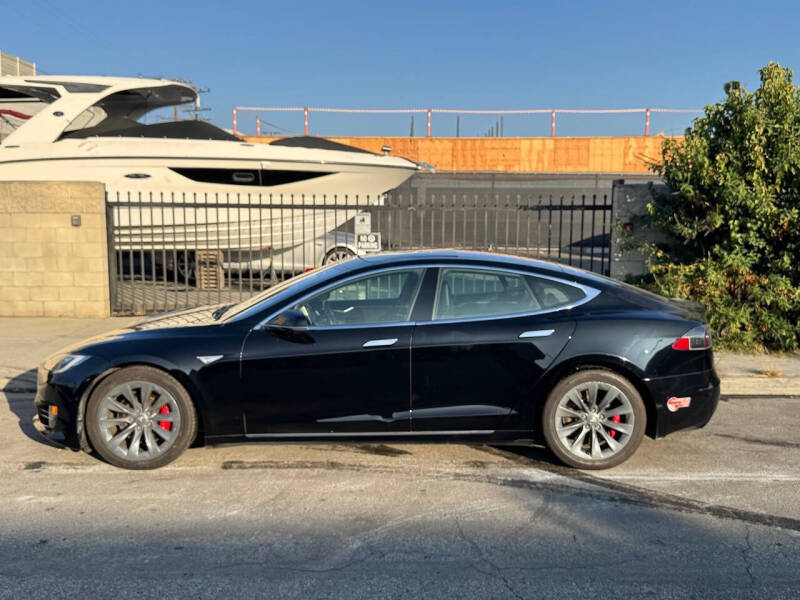 2016 Tesla Model S 90D