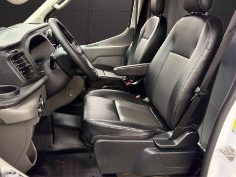 2022 Ford Transit