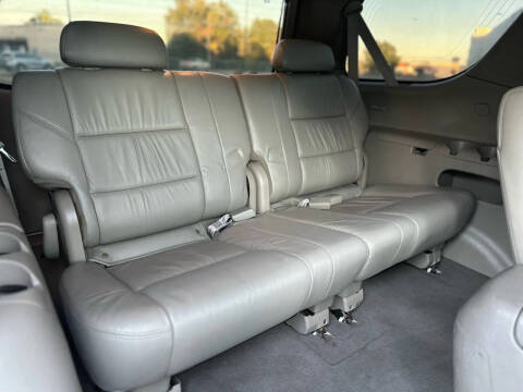 2005 Toyota Sequoia Limited