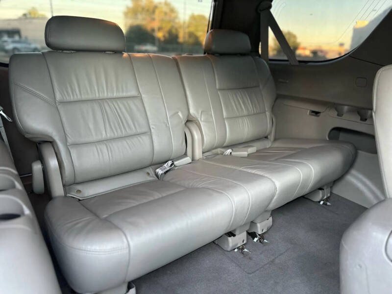 2005 Toyota Sequoia Limited