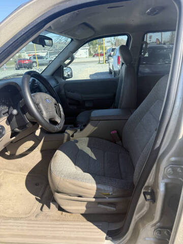 2003 Ford Explorer XLS