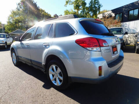 2014 Subaru Outback 2.5i
