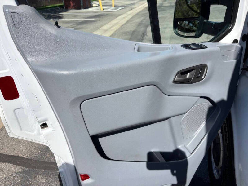 2018 Ford Transit 250