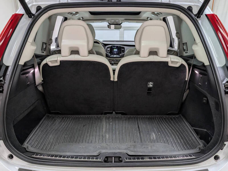 2024 Volvo XC90 B6 Plus Bright Theme 6P