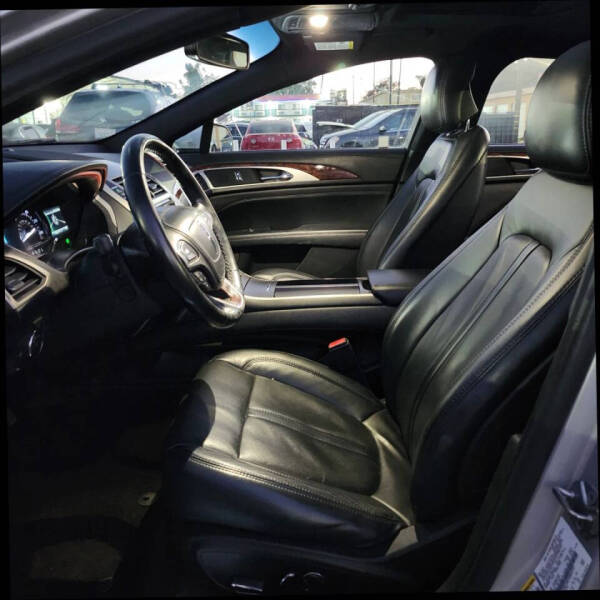 2017 Lincoln MKZ Hybrid Reserve