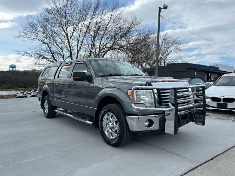 2011 Ford F-150 for sale at Dutch and Dillon Car Sales in Lee's Summit MO