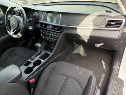 2018 Kia Optima LX