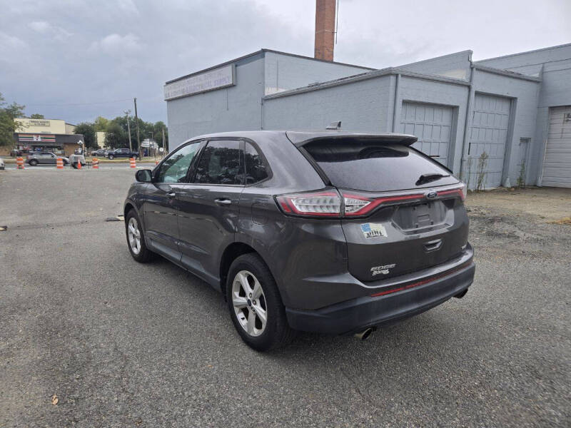 2015 Ford Edge SE