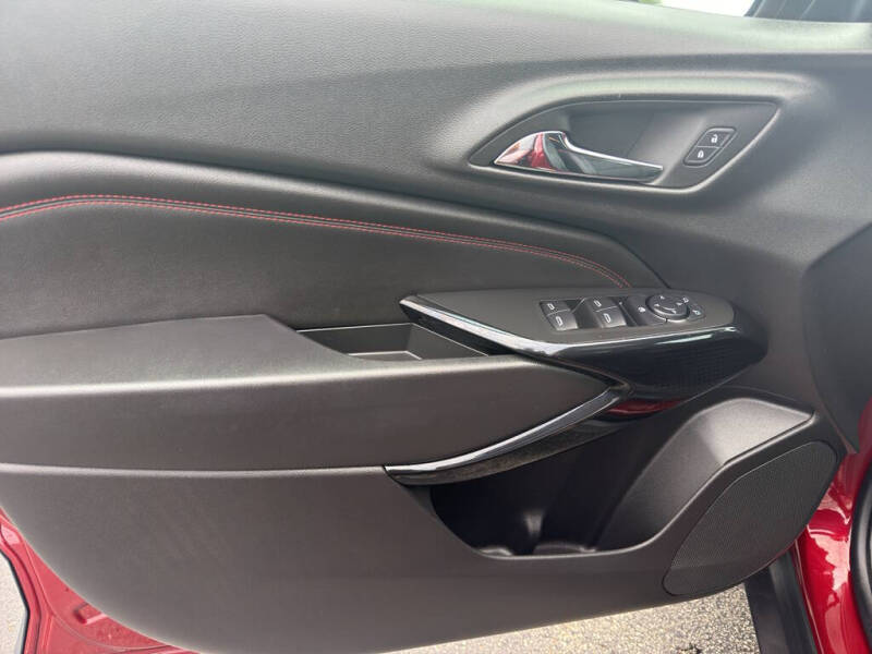 2025 Chevrolet Trax RS