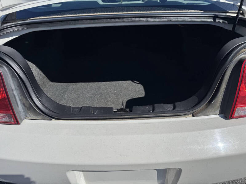 2007 Ford Mustang V6 Deluxe