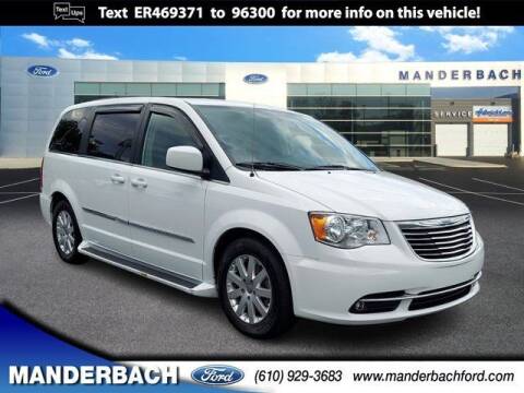2014 Chrysler Town and Country for sale at Capital Group Auto Sales & Leasing in Freeport NY