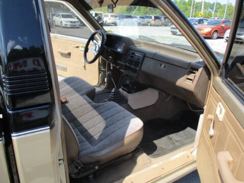 1987 Mazda B-Series B2000 LX