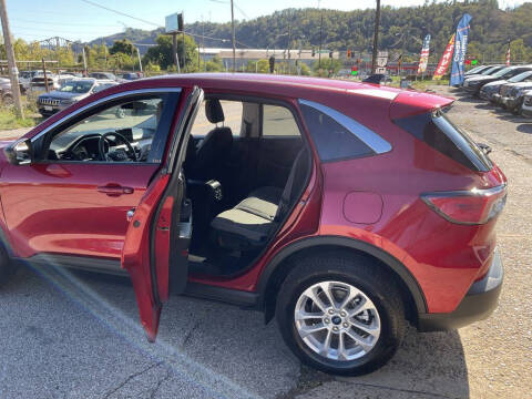2022 Ford Escape SE