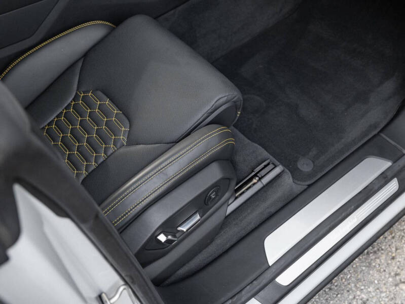 2022 Lamborghini Urus