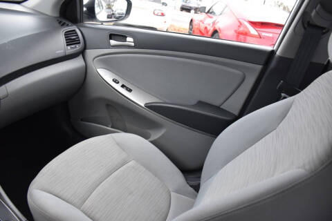 2017 Hyundai Accent SE