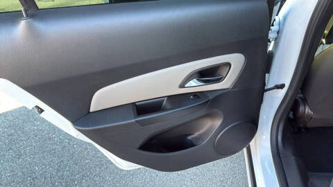 2014 Chevrolet Cruze LS Auto