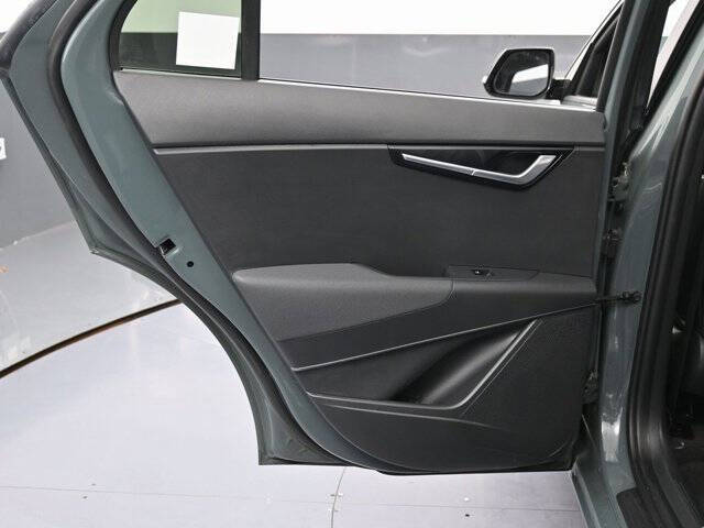 2023 Kia Niro EV Wind