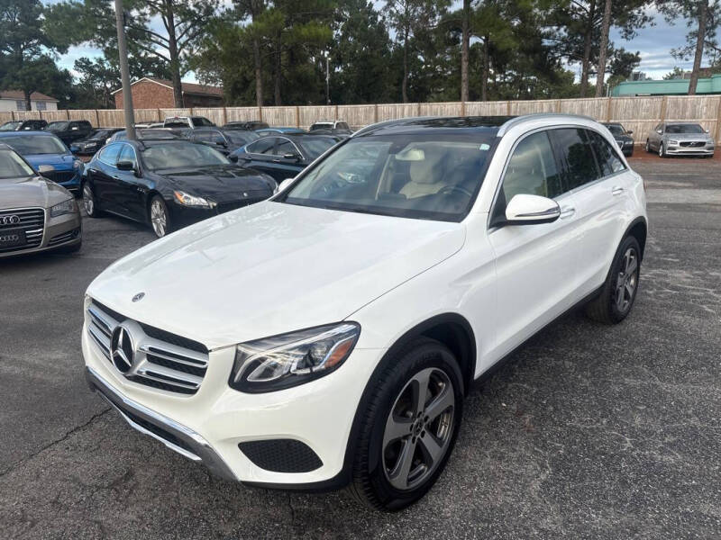 2018 Mercedes-Benz GLC GLC300's photo