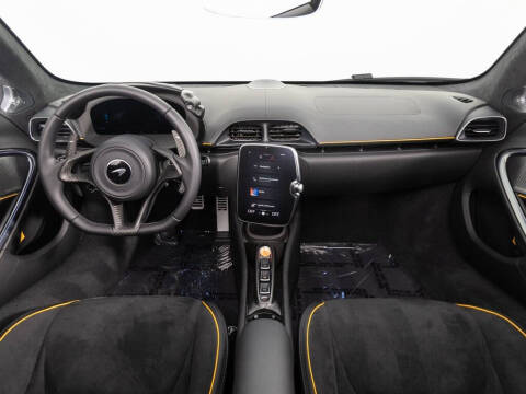 2025 McLaren Artura Spider