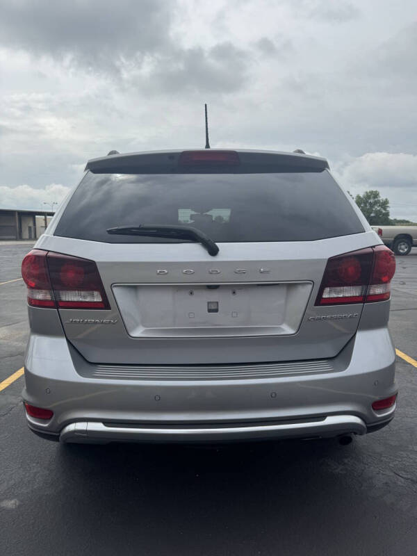 Image 5 of 2017 Dodge Journey Crossroad Plus
