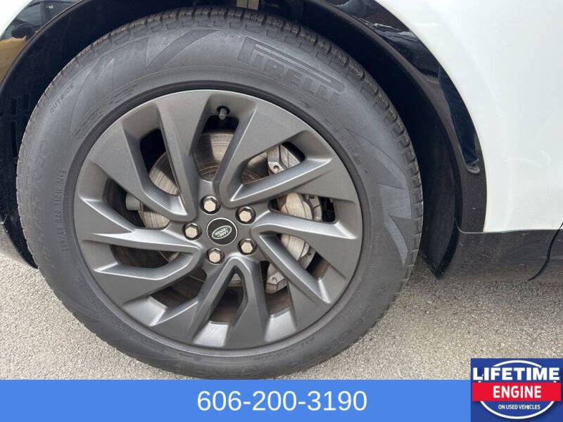 2023 Land Rover Discovery P300 S R-Dynamic