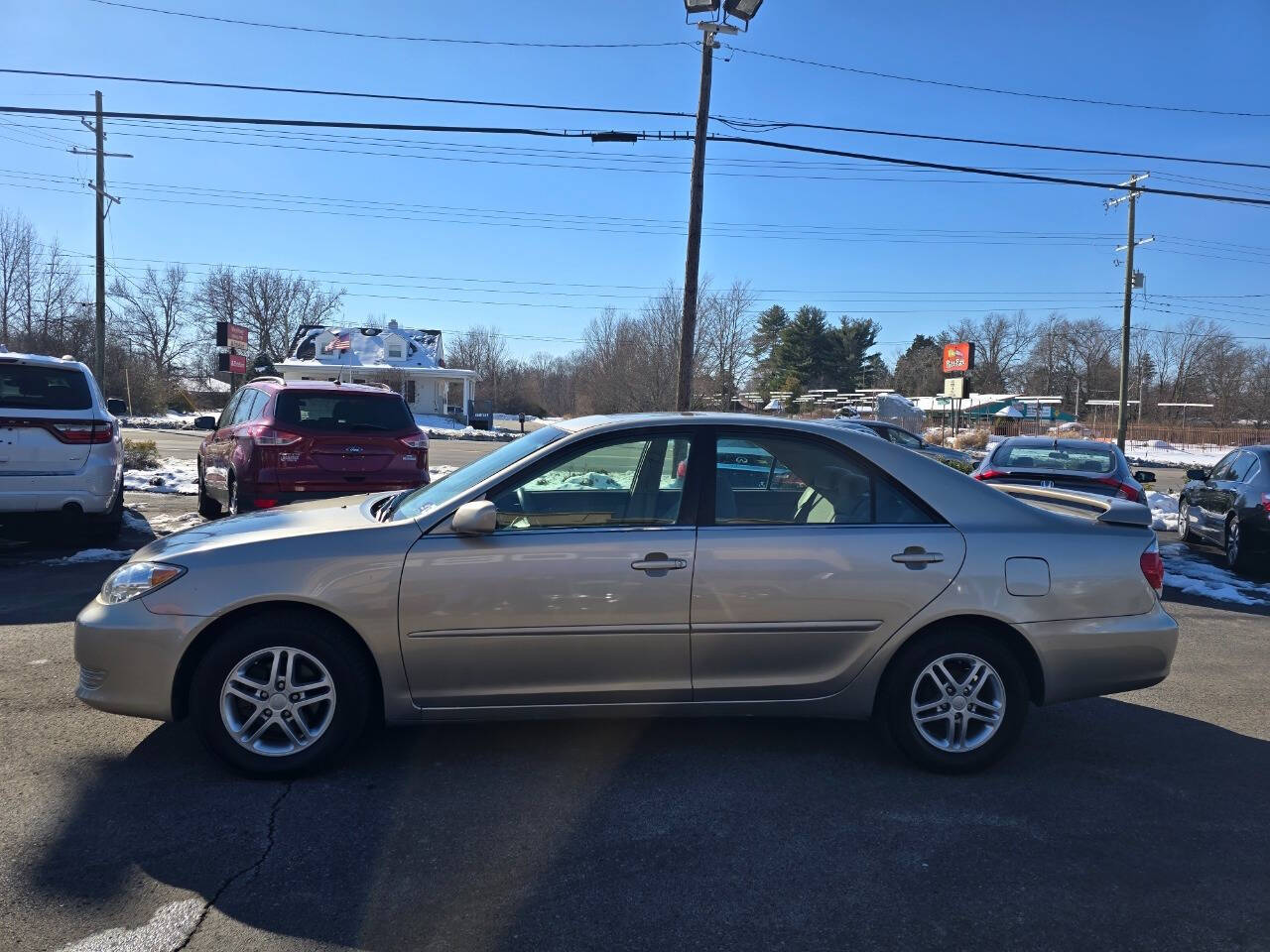 2005 Toyota Camry for sale at GLOBE AUTO SALES in Louisville, KY