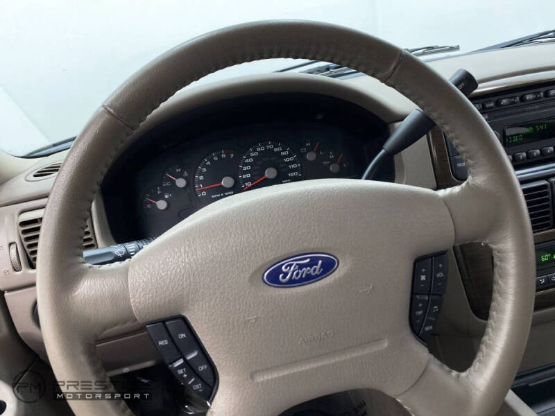 2005 Ford Explorer Eddie Bauer