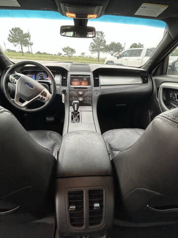 2014 Ford Taurus SEL