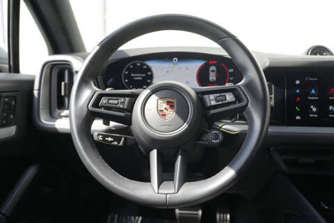 2024 Porsche Cayenne S