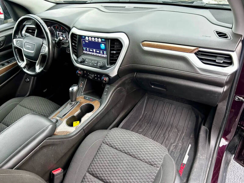 2018 GMC Acadia SLE-2