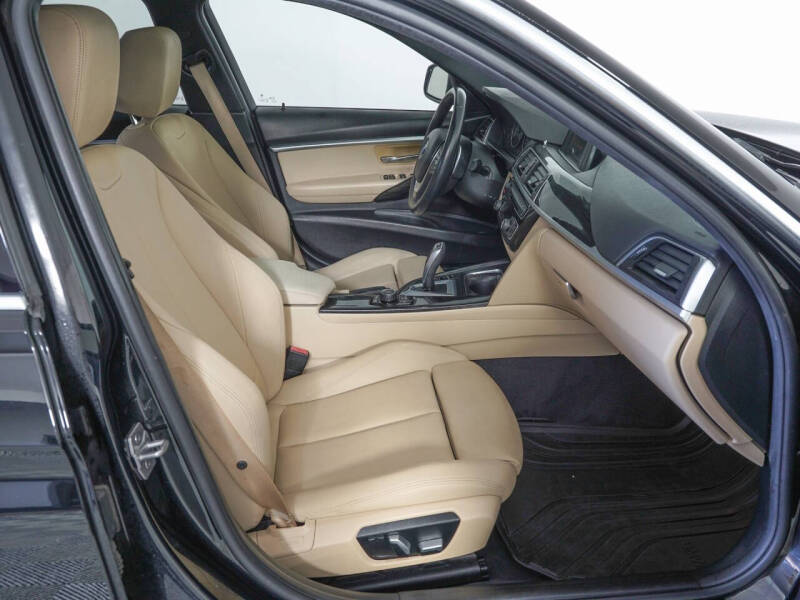 2017 BMW 3 Series 330e iPerformance