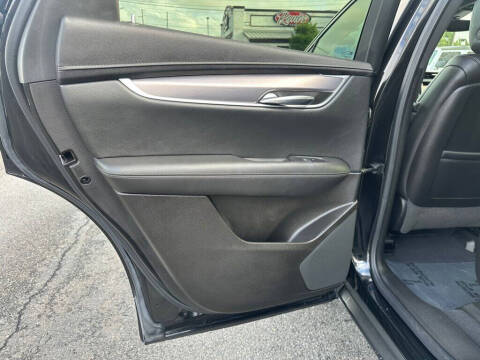 2022 Cadillac XT5 Luxury