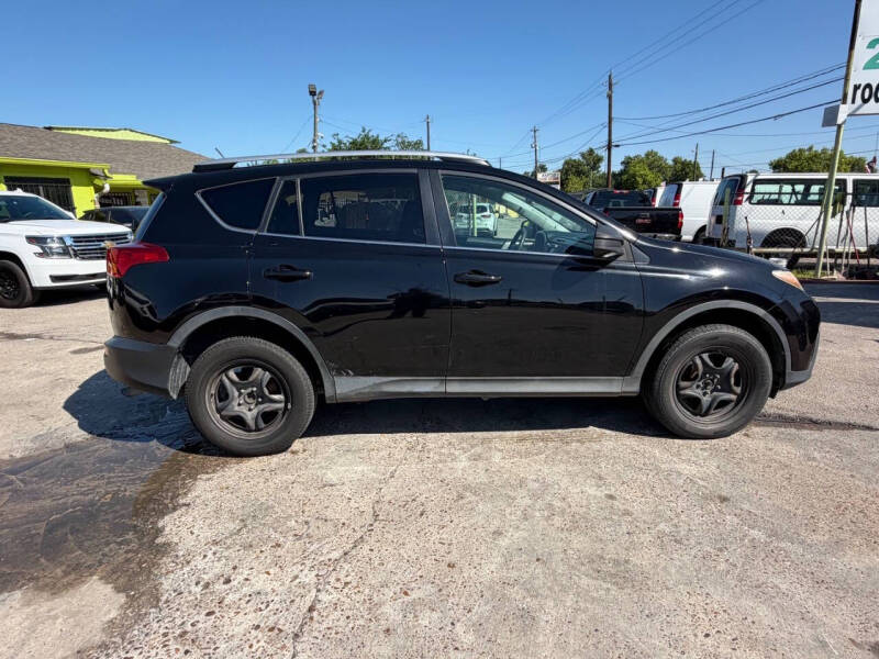 2014 Toyota RAV4 LE
