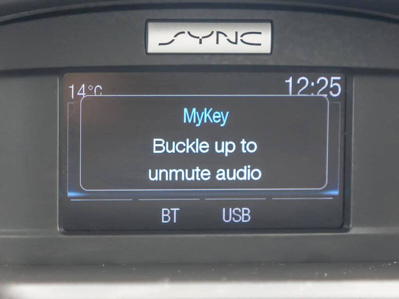 2015 Ford C-MAX Hybrid SE